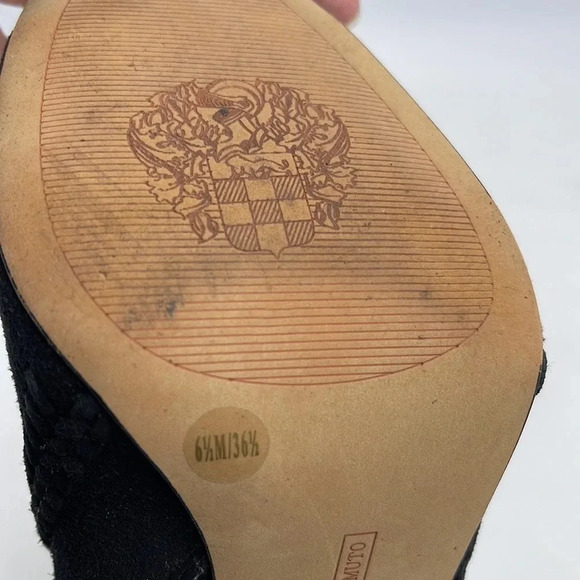 Vince Camuto Abesta Peep Toe Ankle Bootie - Picture 6 of 7